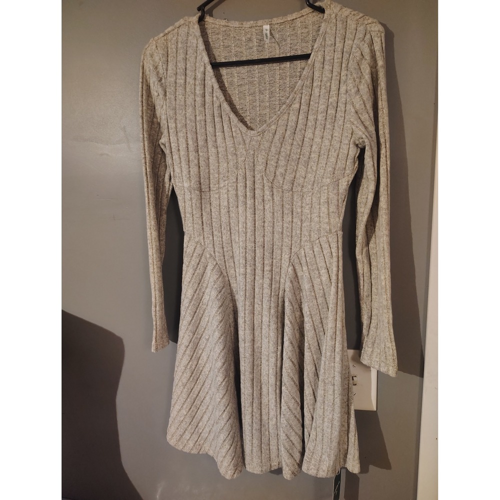 Halara Womens Ribbed V-Neck Long Sleeve Fit and Flare Skater Mini Dress Gray S